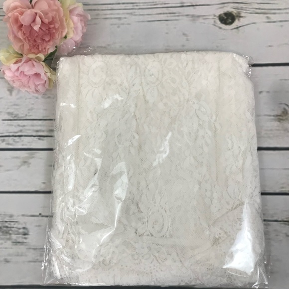 Gorgeous Long White Lace Beach Robe Cover Up - Picture 15 of 16